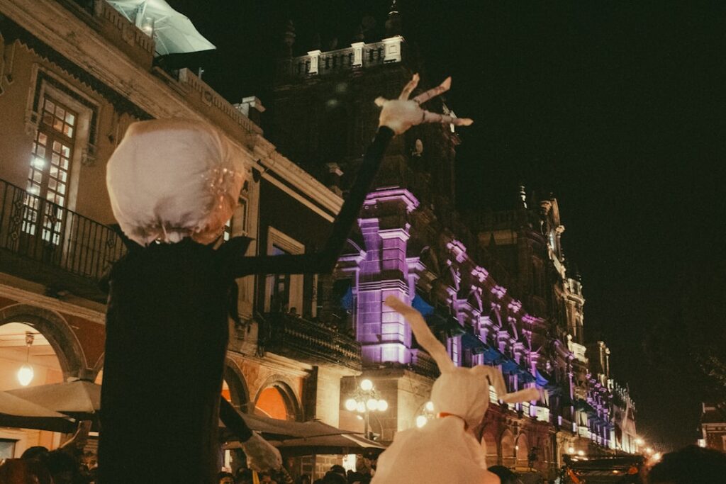 Saragossa Fiestas del Pilar: Welche Frühlingsfeste 2026 Lust auf den großen Herbst machen – und warum eine Unterkunft Saragossa Altstadt mit Parkplatz ideal ist