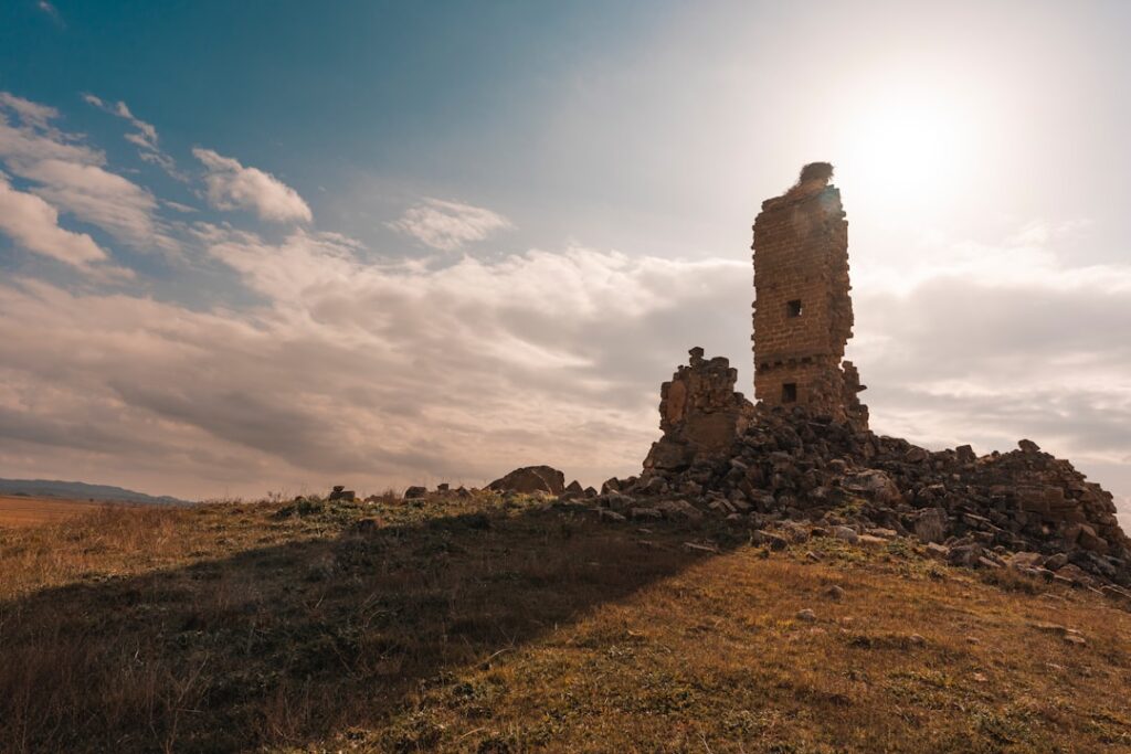 Apartamento Zaragoza centro: escapada de verano con rutas rurales por Anento, Belchite y Fuendetodos desde el casco histórico