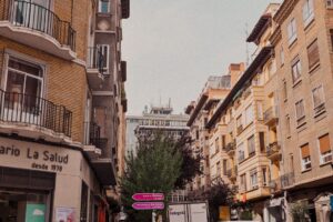 Saragosse week-end avec parking : été 2026, éclipse solaire et séjour pratique dans le centre
