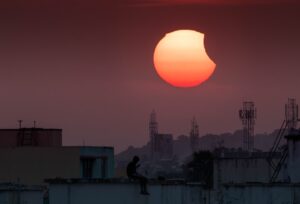 Sonnenfinsternis Spanien 2026 Saragossa: Sommer-Events, Aussichtspunkte und die beste Unterkunft in der Altstadt