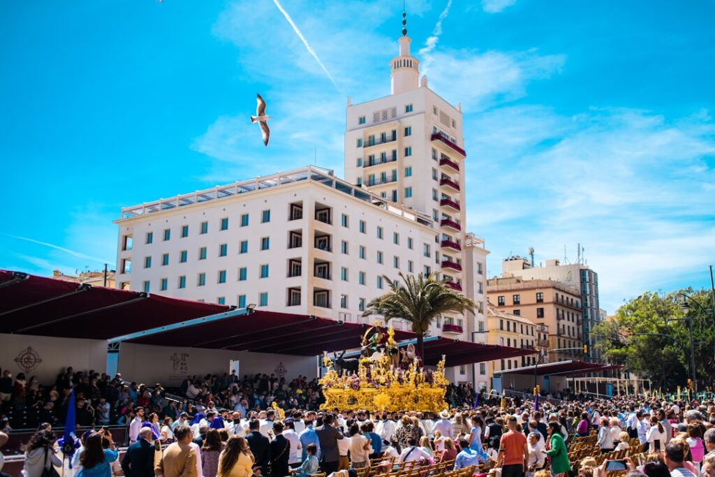 Saragossa Wochenende buchen zum Pilar: Herbst-Guide 2026 fuer Fiestas, Altstadt und kurze Wege